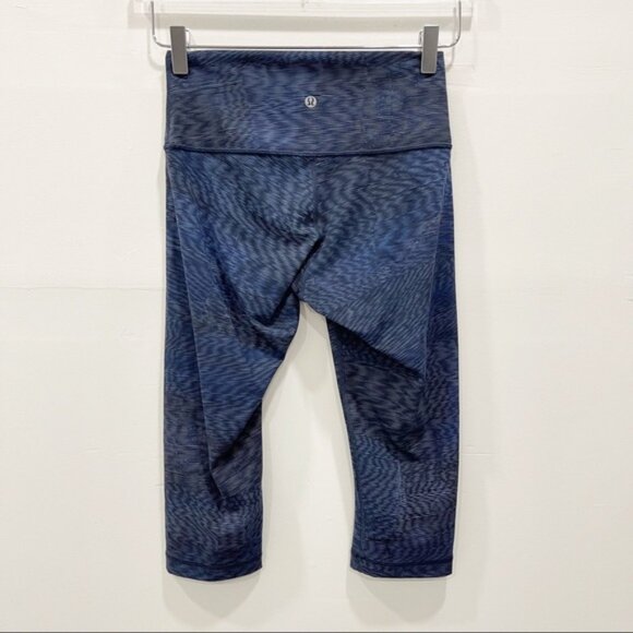 Lululemon Wunder Under Hi-Rise 1/2 Tight Full-On Luxtreme 17” Legging Blue 6 - Picture 3 of 8